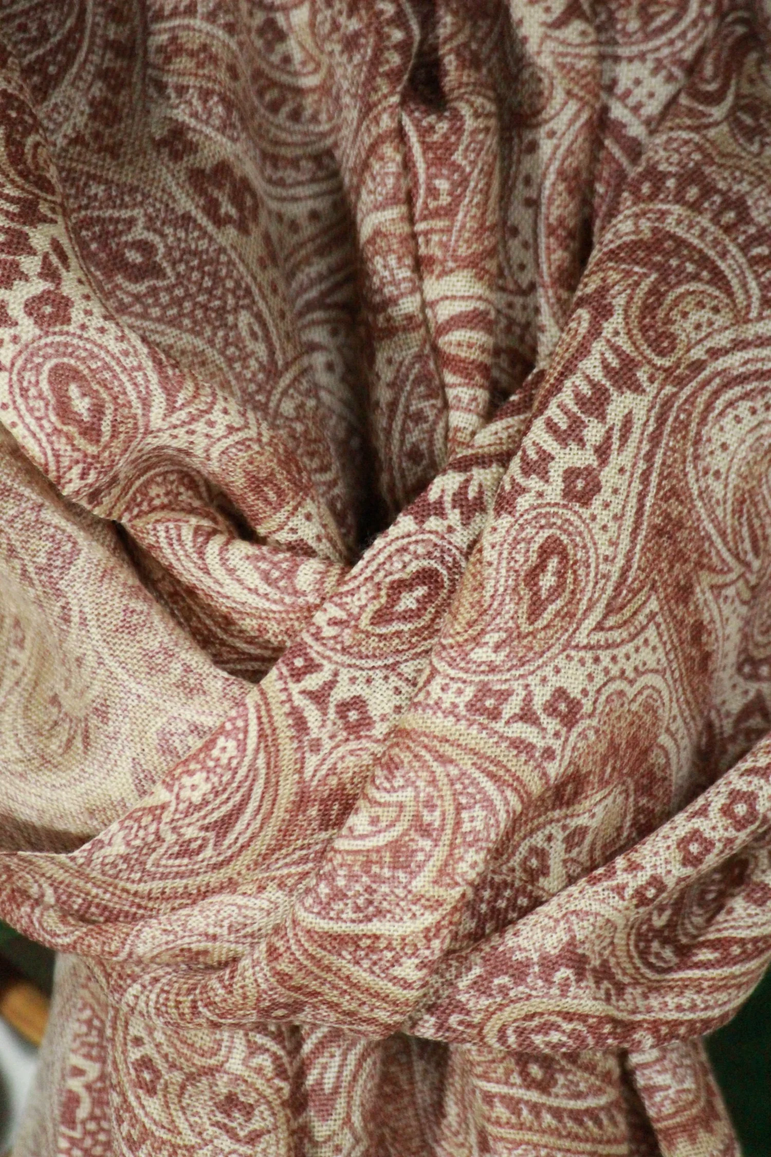 100% Pashmina (Flower Pattern) (Shawl) view 2